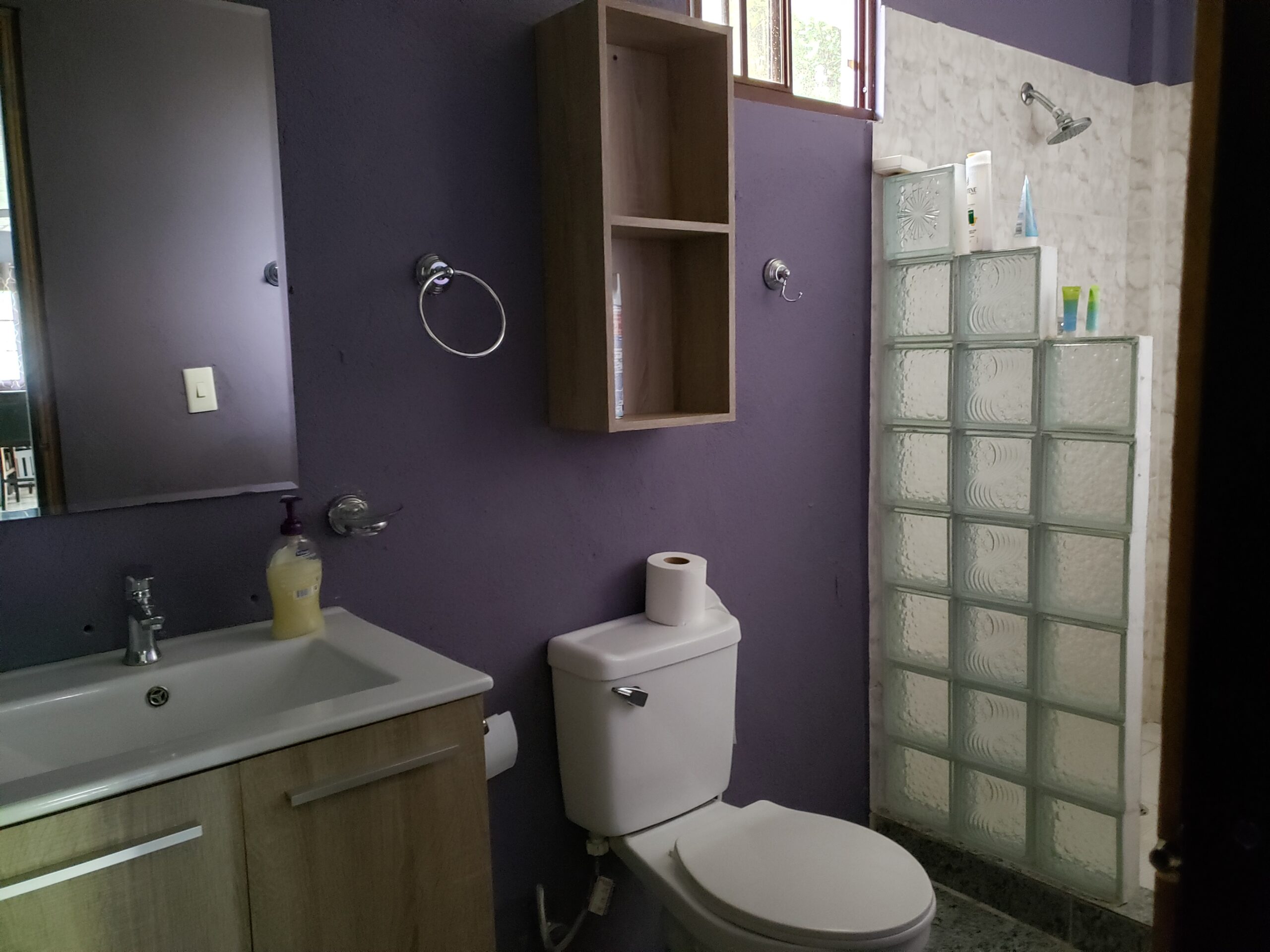 Le Studio bathroom