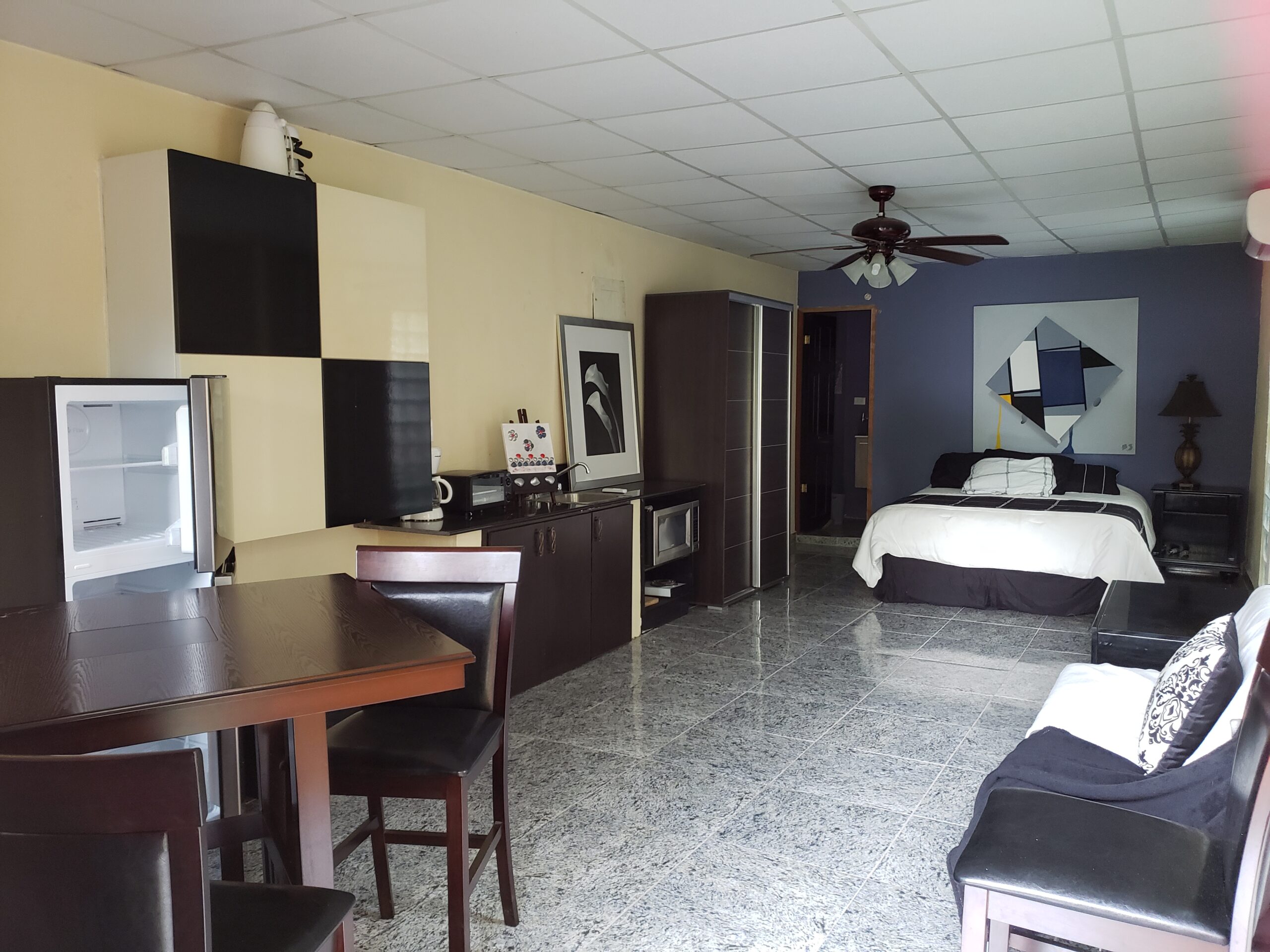 Le Studio living area
